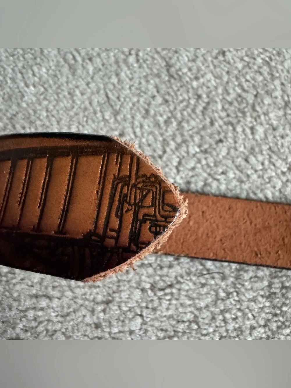 Trucker Mack / Semi Truck Mountain Outdoors Scene Brown Vintage Leather Belt